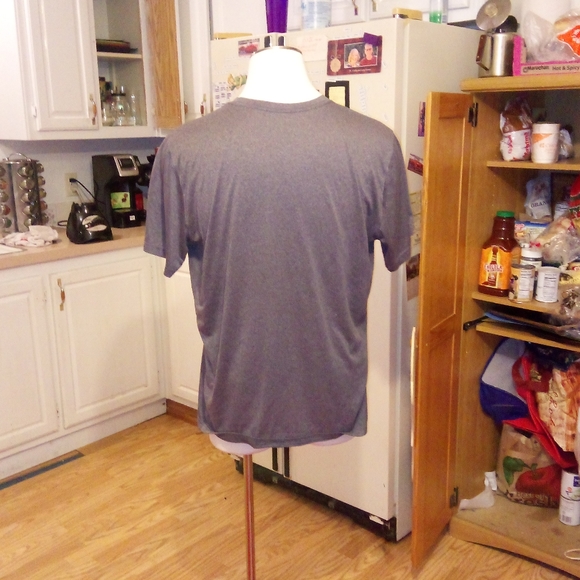 NIKE DRI FIT - Picture 2 of 3